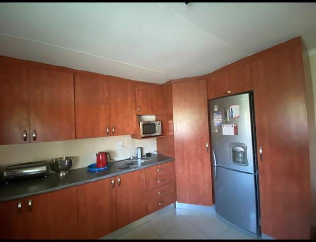 3 BEDROOM HOUSE FOR SALE IN ALBERTSDAL